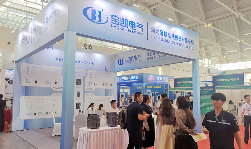 暴击行业天花板！jinnian金年会硬核技术亮相天津清洁能源展，引央视记者及能源产业巨头现场“挖宝”